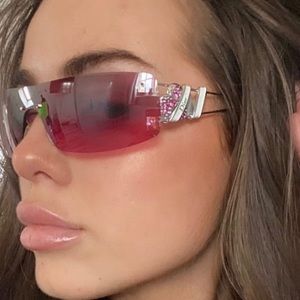 🦋 rare 🦋 Christian dior heart core sunglasses